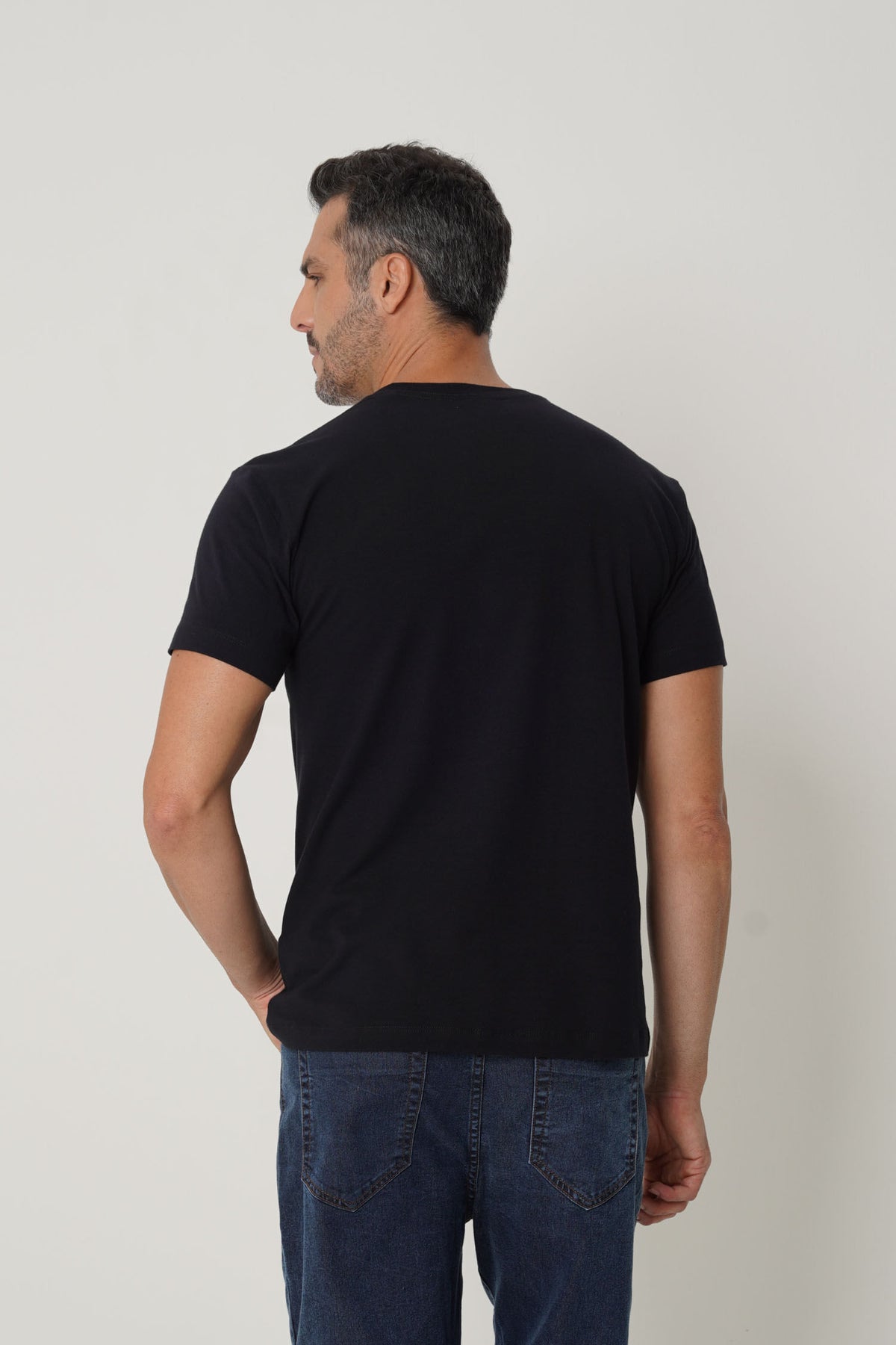 Camiseta Básica Lettering Touch Masculino Acostamento Preto