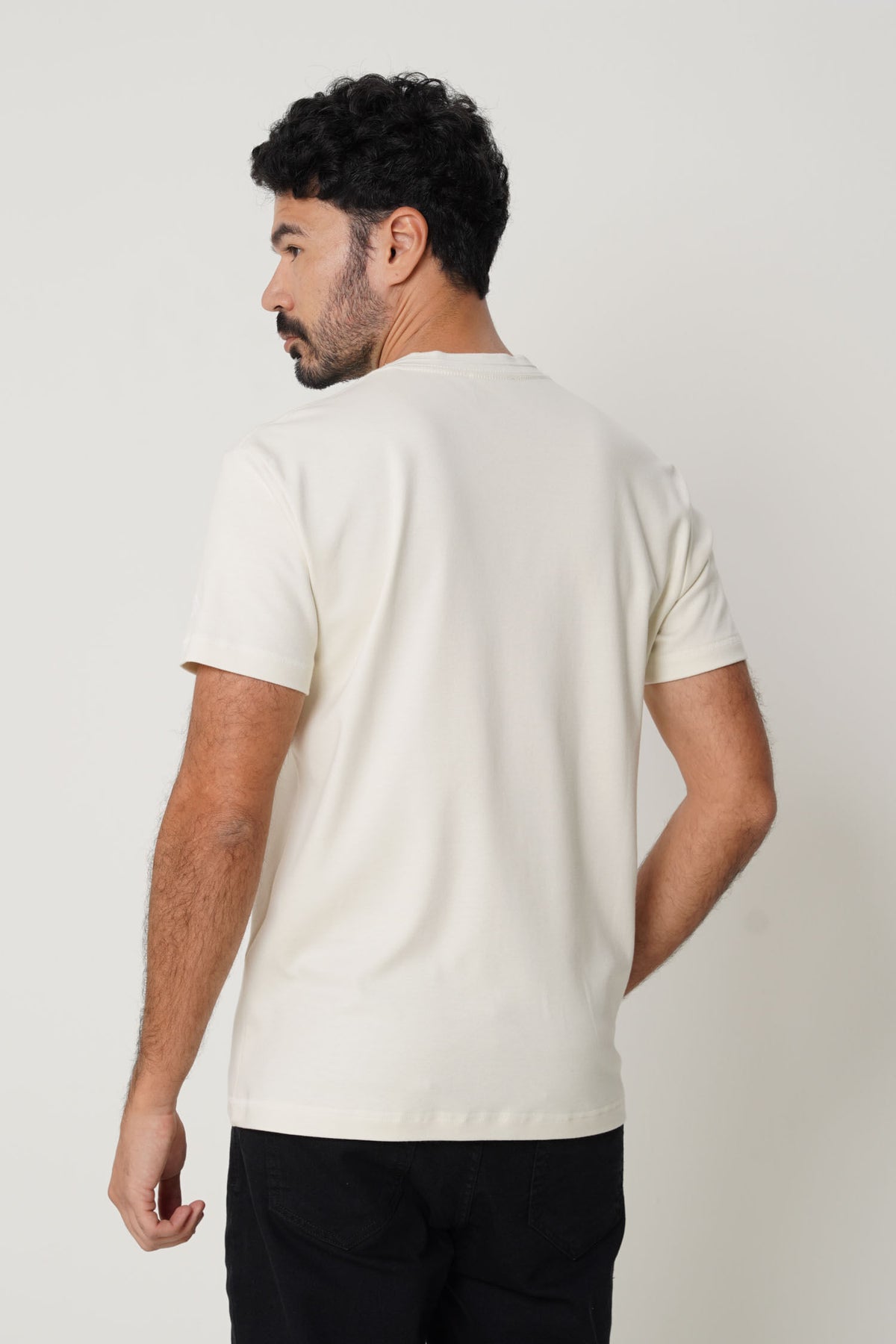 Camiseta Casual Basic Masculina Acostamento Off White