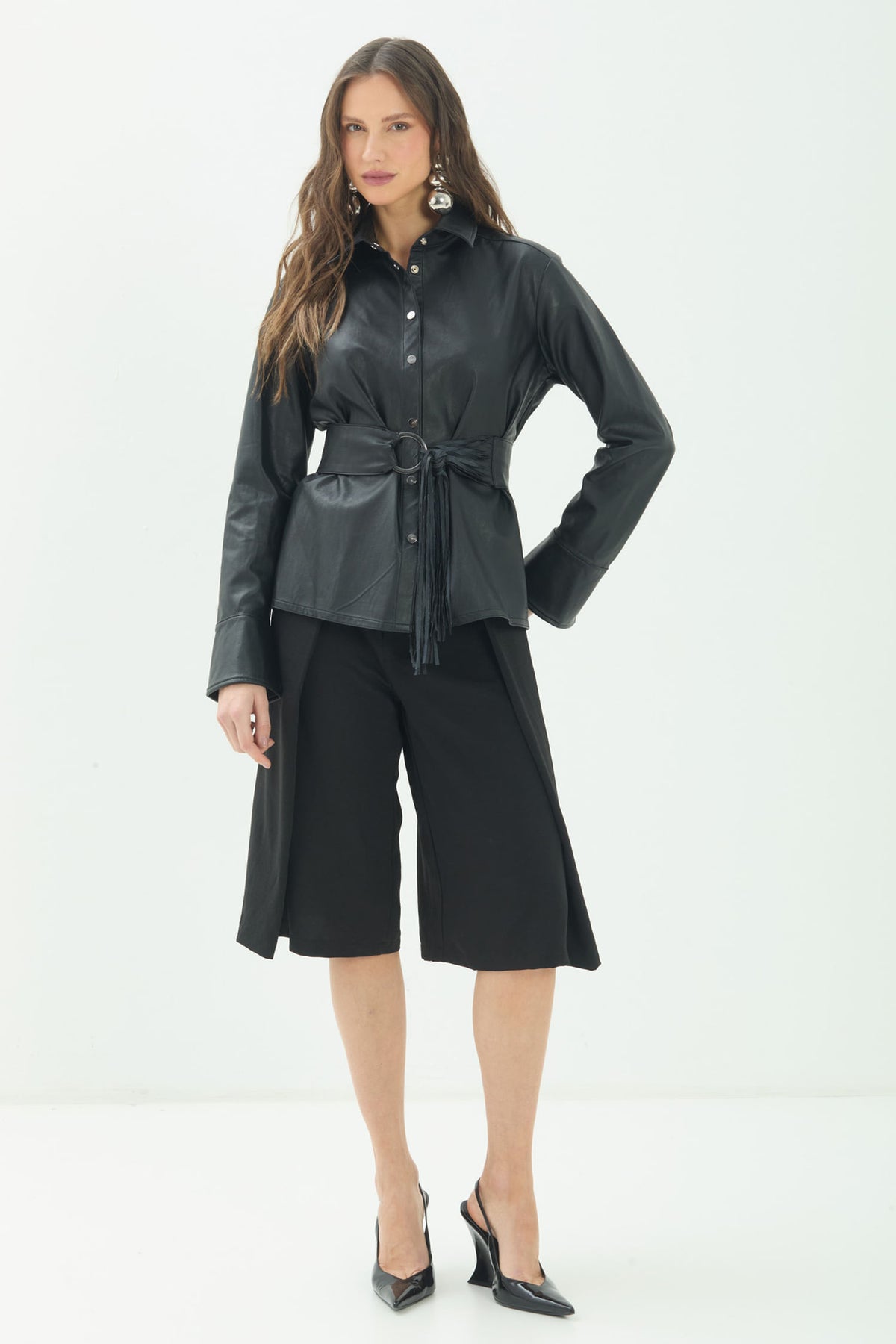 Camisa PU com Cinto ACT Feminina Preto