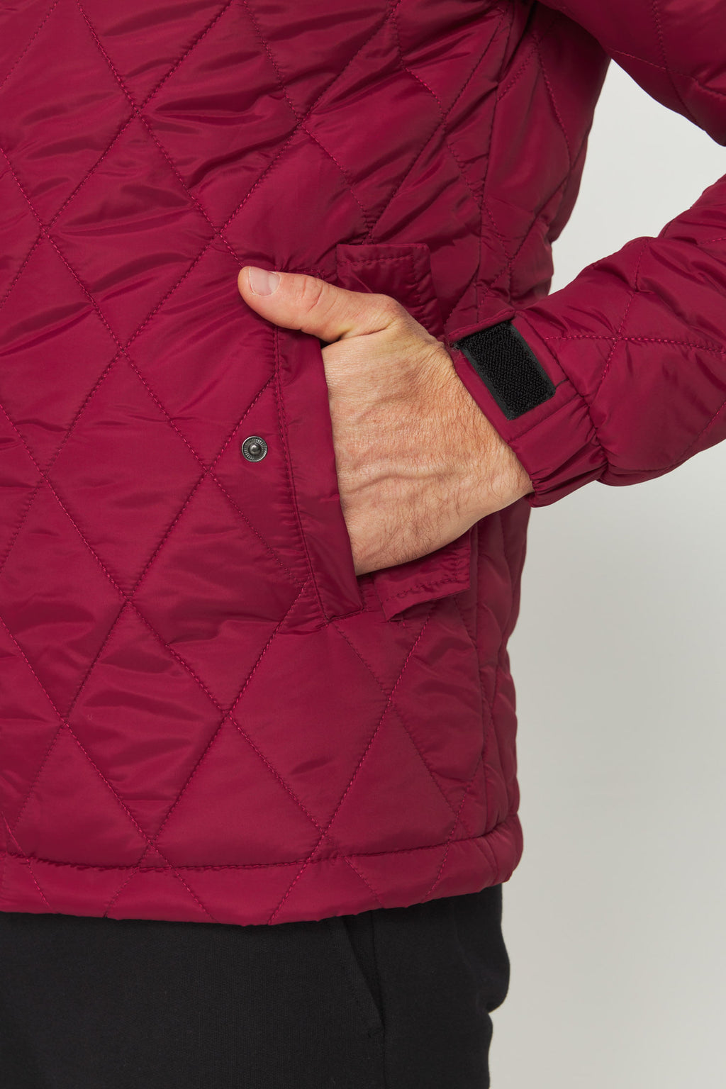 Jaqueta Básica Matelassê Masculina Acostamento Bordo