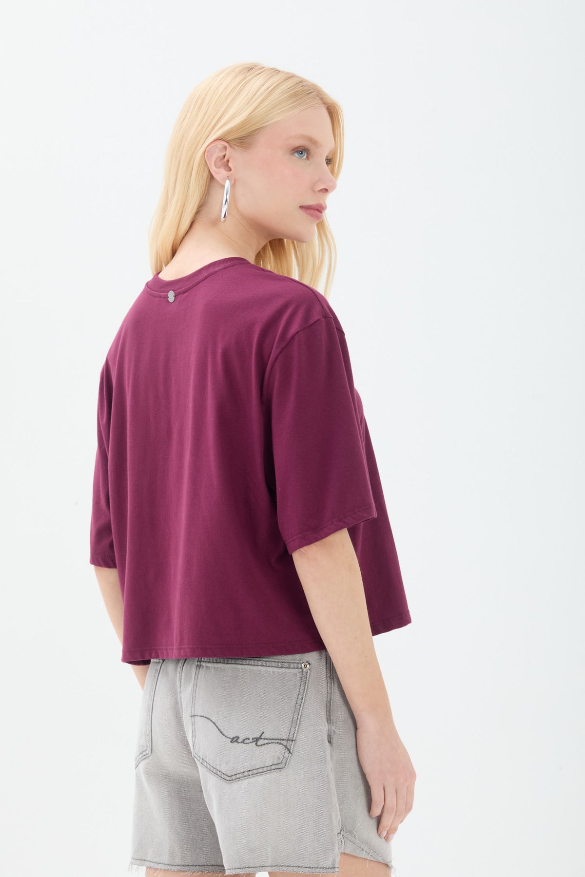 T-shirt Fashion Manga Ampla ACT Feminina Deep Ruby