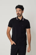 Polo Detalhe na Gola Masculina Acostamento Preto