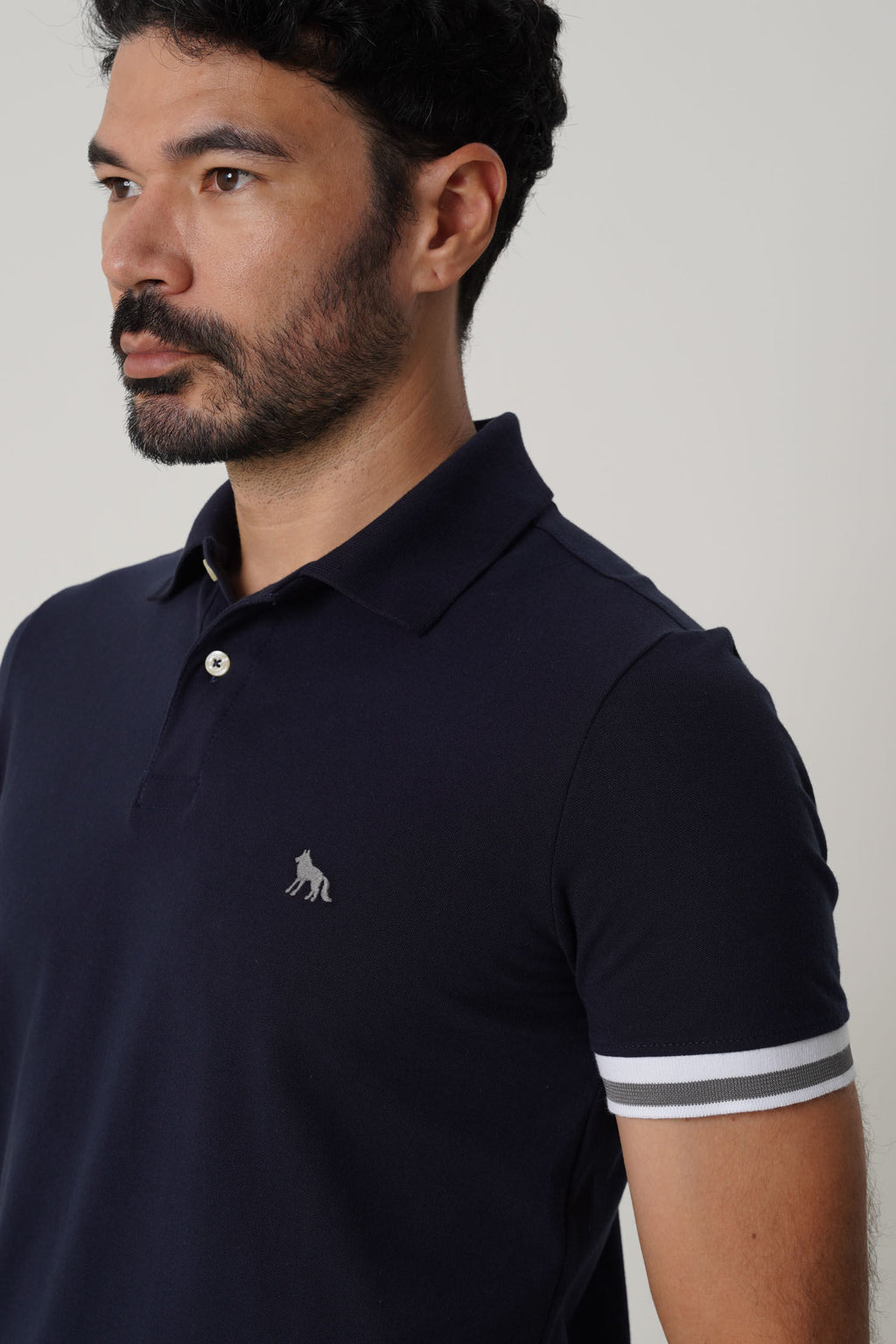 Polo Detalhe na Manga Masculina Acostamento Marinho