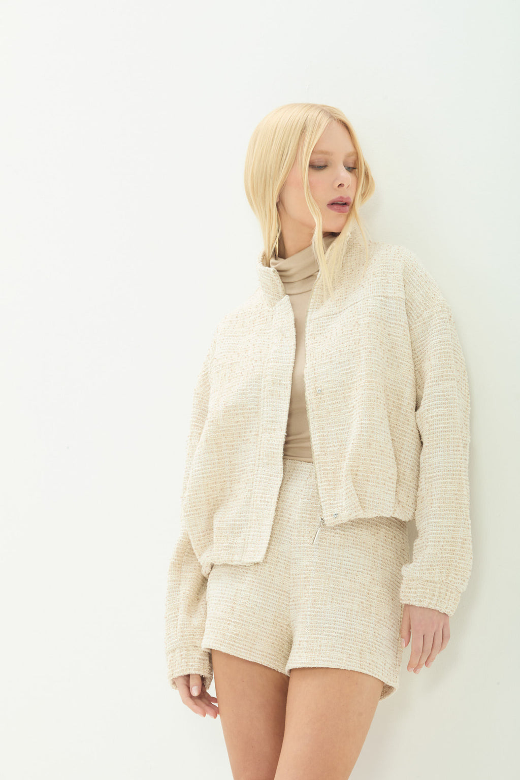 Jaqueta Texturizada ACT Feminina Sand C/ Off White