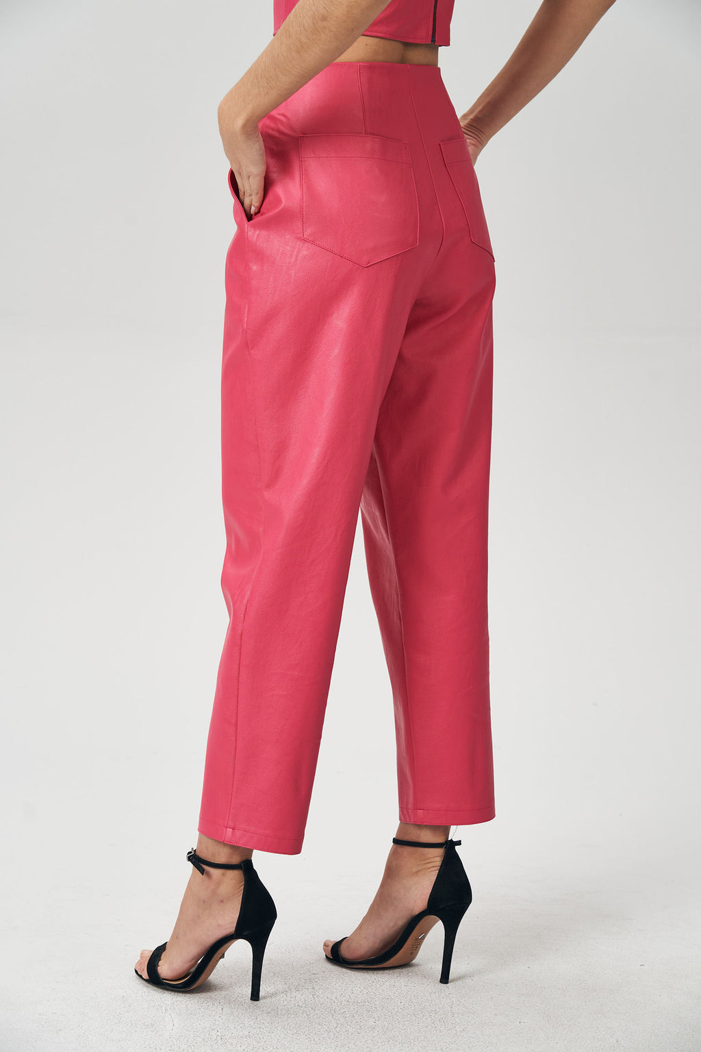 Calça PU Fashion Feminina Acostamento Pop Pink