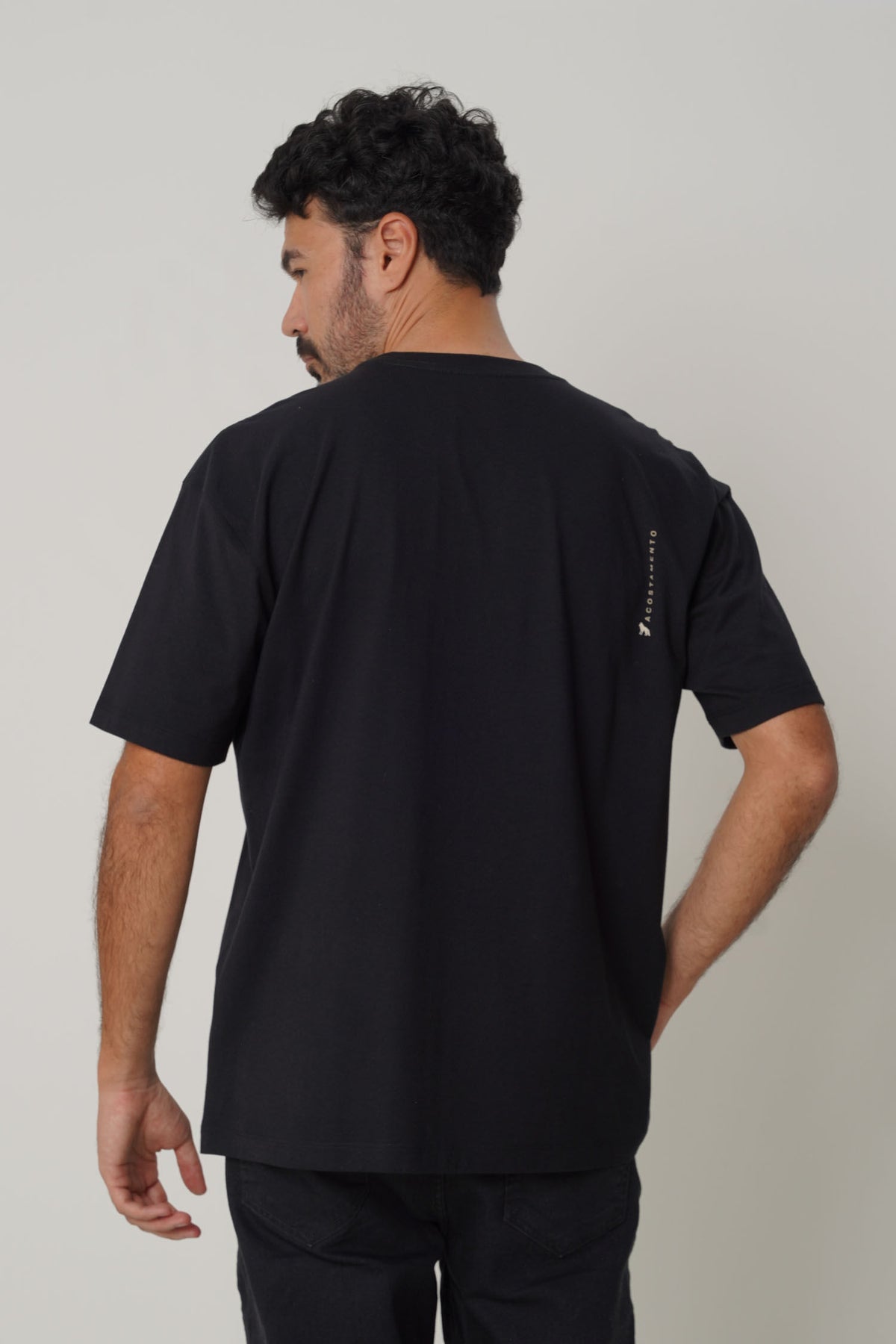 Camiseta Bigshirt Lettering Masculina Acostamento Preto