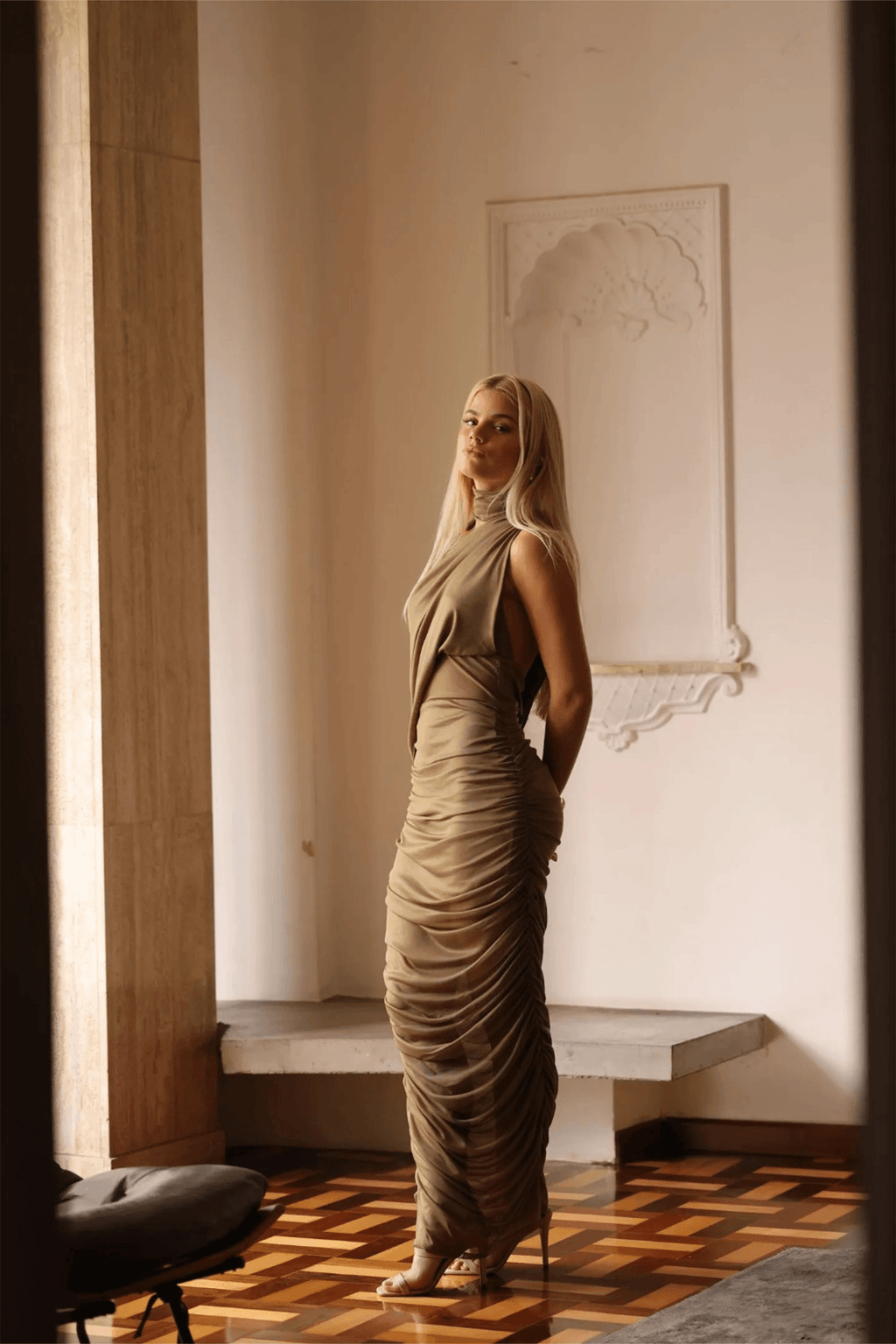 Vestido Longo Com Gola Drapeada ACT Feminino Fresh Olive