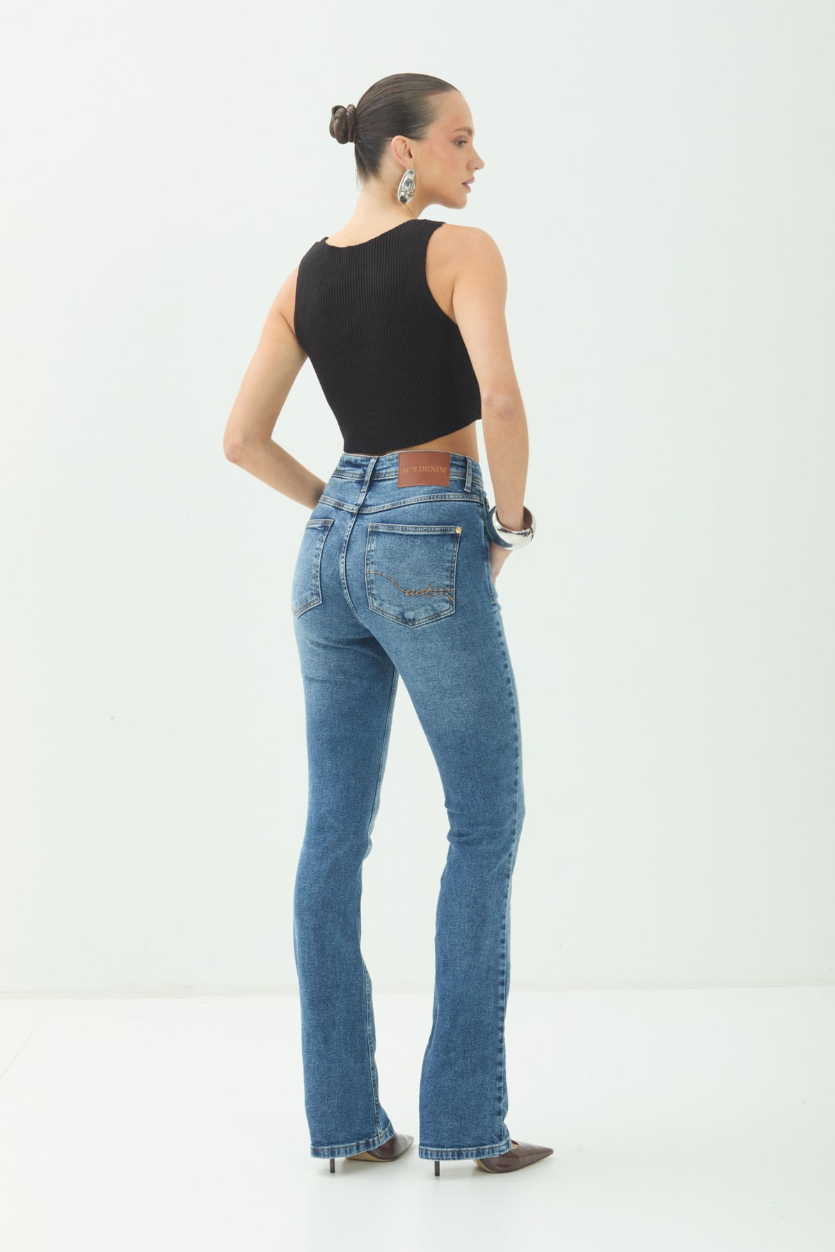 Calça Jeans Boot Cut Elegante ACT Feminina Jeans Intermediario