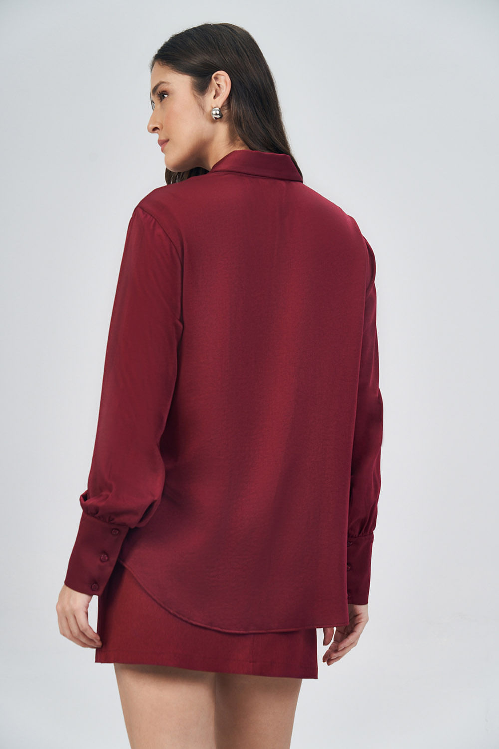 Camisa Acetinada Glamour Feminina Acostamento Matcha