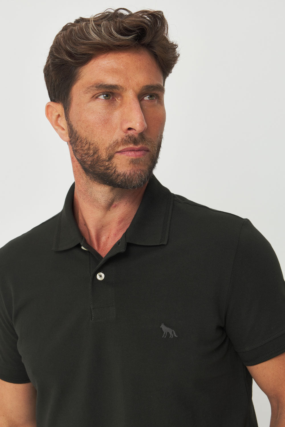 Polo Básica Com Bordado Masculina Acostamento Verde Folhagem