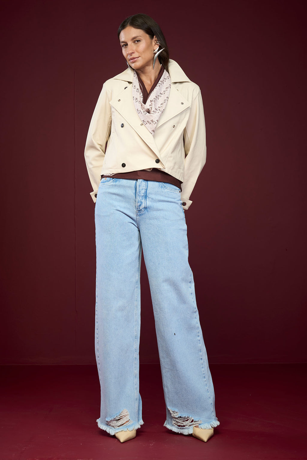 Calça Jeans Wide Detalhes Destroyed ACT Feminina Jeans Claro