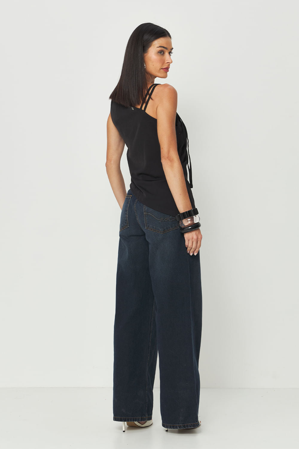Blusa Com Detalhe Ajustável ACT Feminina Preto