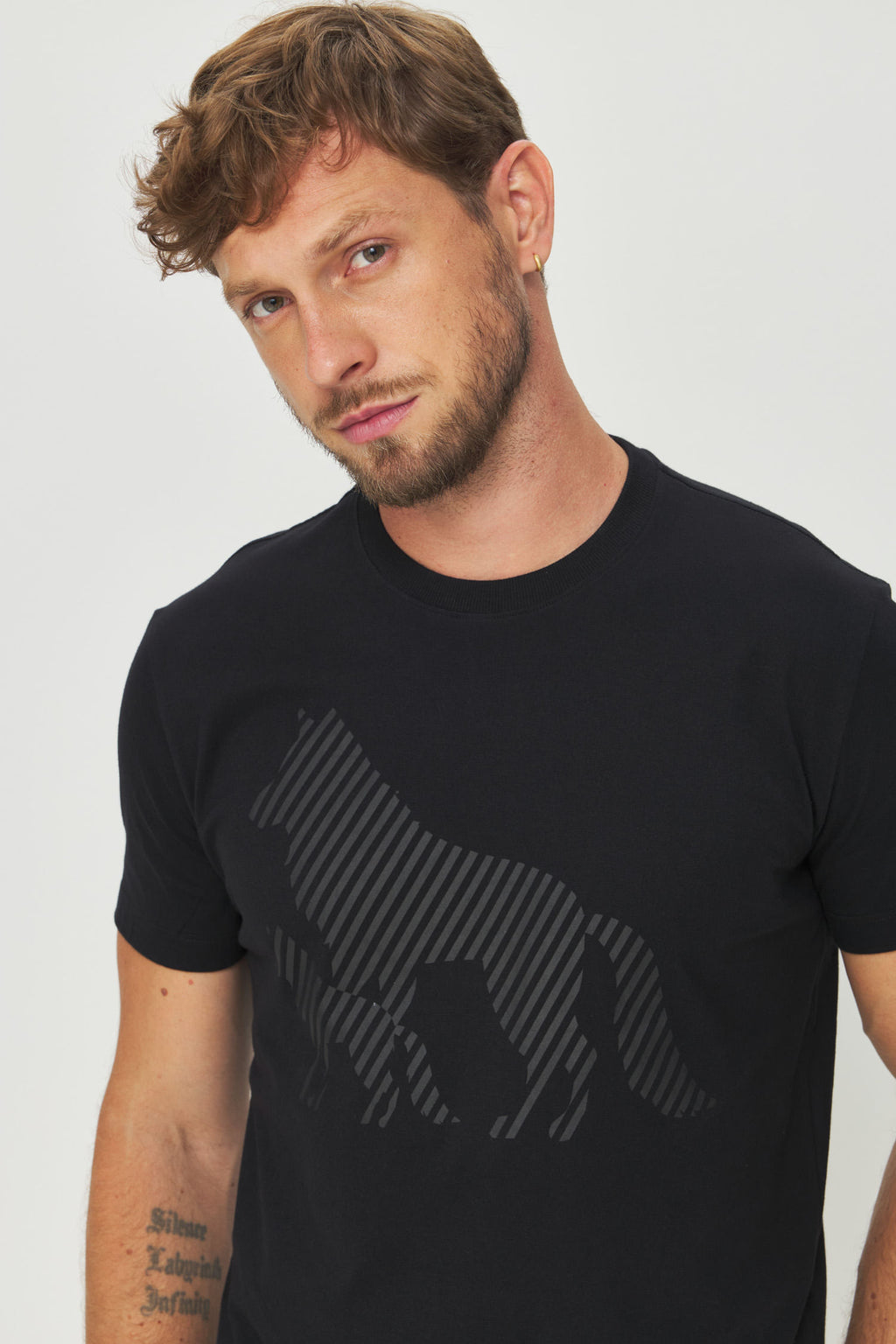 Camiseta Alpha Masculina Acostamento Marinho