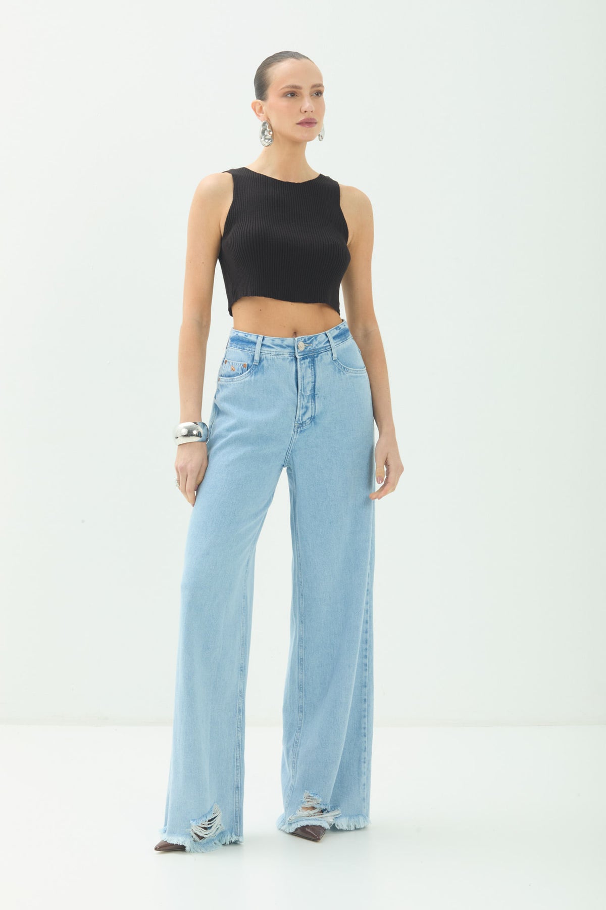 Calça Jeans Wide Detalhes Destroyed ACT Feminina Jeans Claro