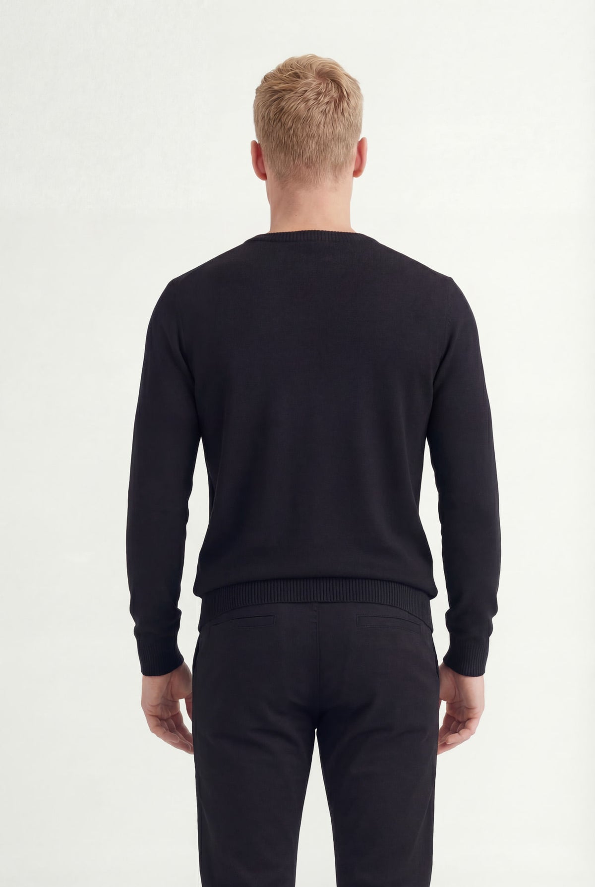 Suéter Tricot Gola V Masculino Acostamento Preto