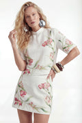 Blusa Curta Floral Estampada ACT Feminina Botanical