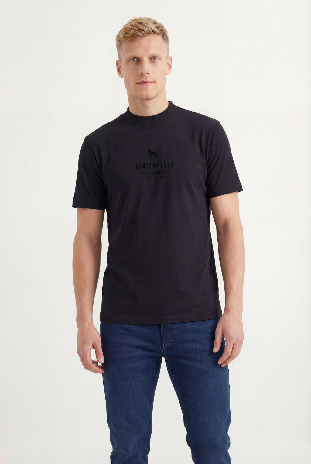 Camiseta Casual Lobo Masculina Acostamento Preto
