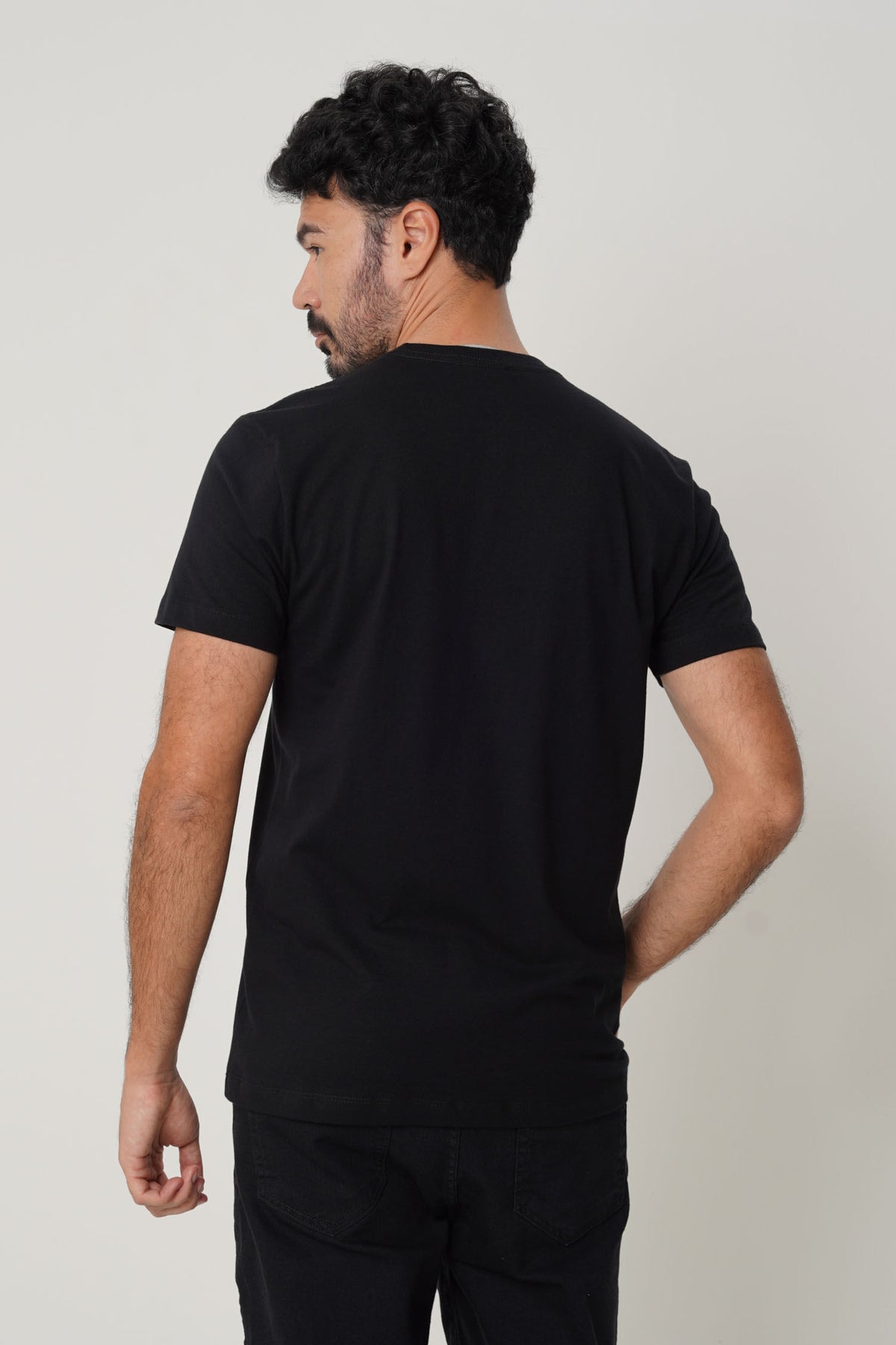Camiseta Casual Bordada Masculina Acostamento Preto