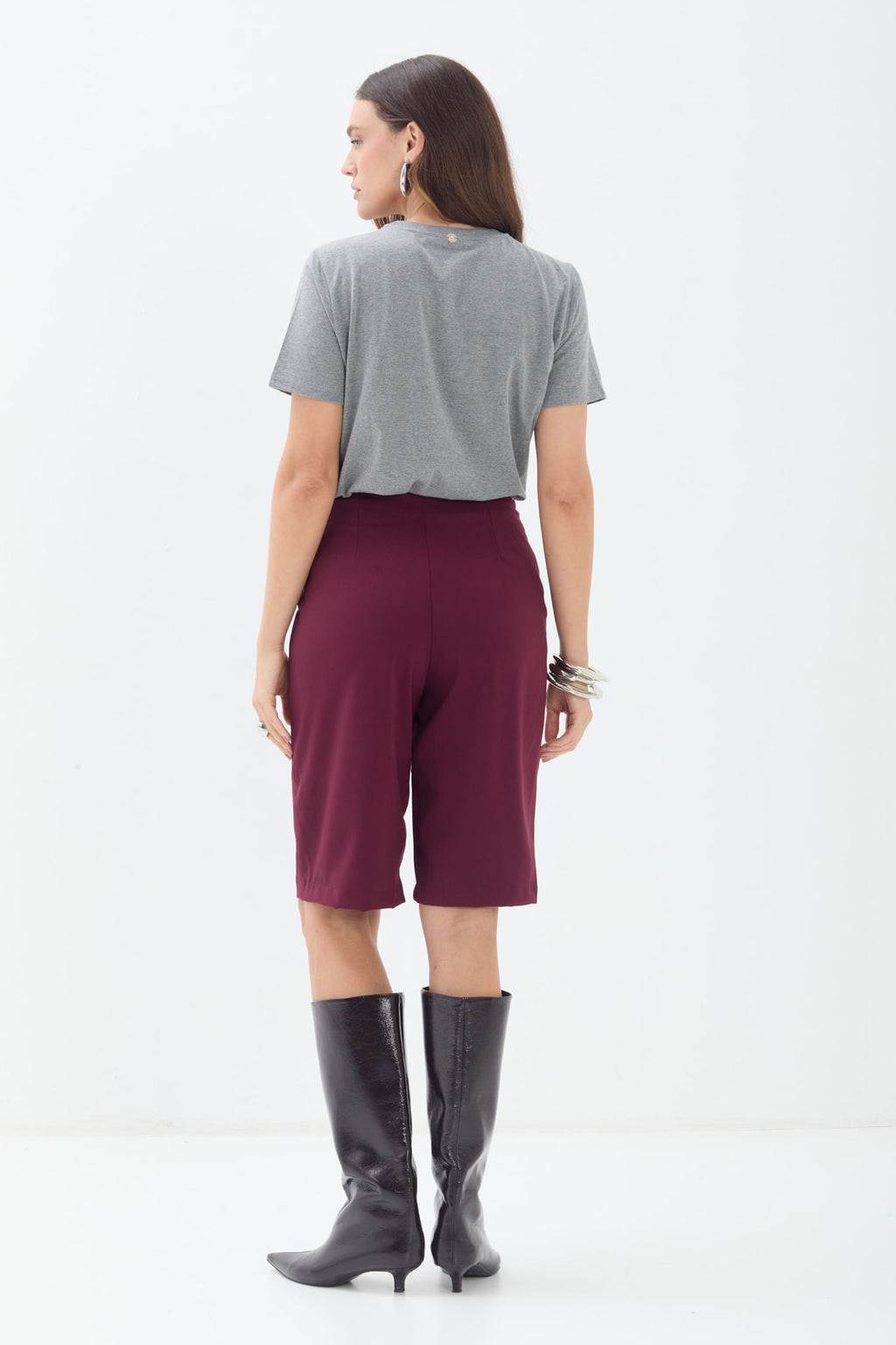Bermuda Alfaiataria Clássica ACT Feminina Deep Ruby